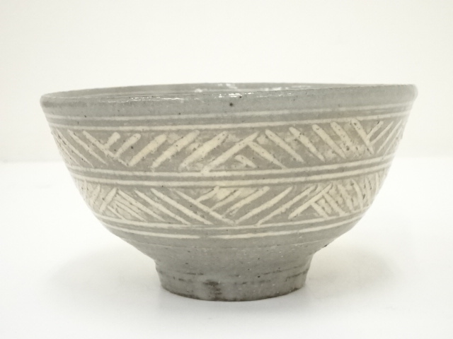 道具 ] - 道具 清水武造 彫三島茶碗（共箱） | ネットショップ圭